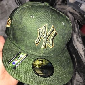 New Era Veterans Day New York Yankees fitted cap.